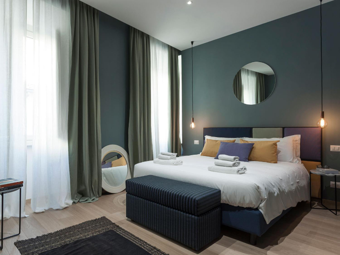 Bedroom 2, Tornabuoni Place, Florence