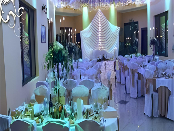 Others 5, Hotel Novotheos, Oradea