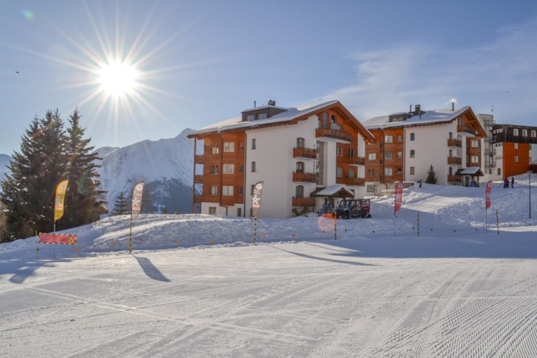 Exterior & Views 2, Casa Andrea 417, Raron