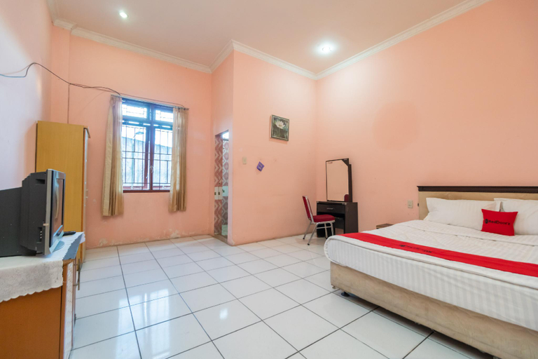 Bedroom 9