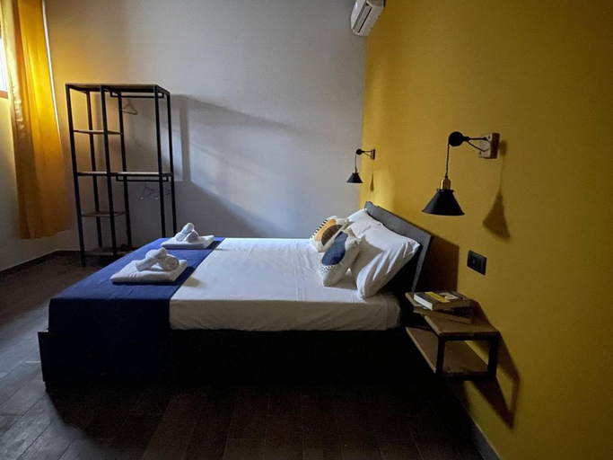 Others 4, Rambling Rooms, Campobasso