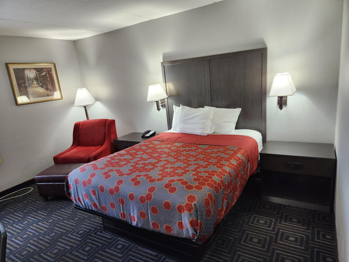 Bedroom 2, Twin Cities Inn, Mounds View, Ramsey