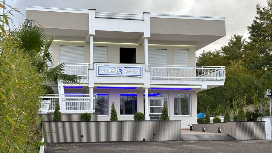 Exterior & Views 2, Luxury Rooms Hotel, Napoli