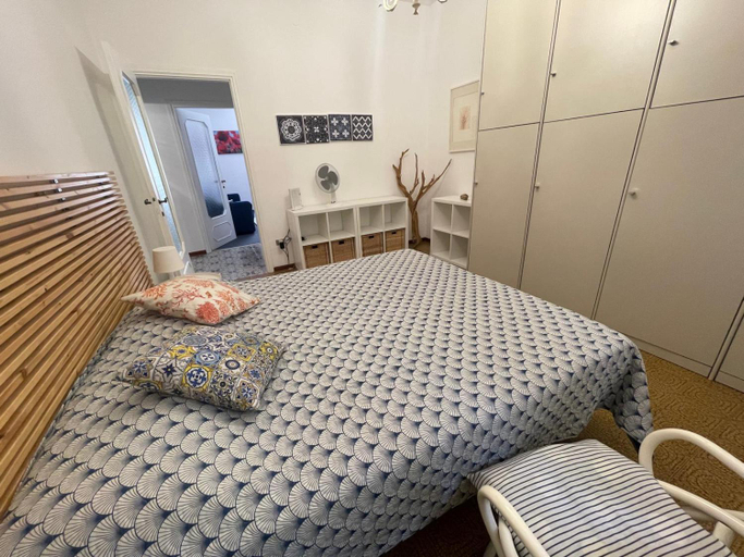 Ortensia, apartment with parking, Genova