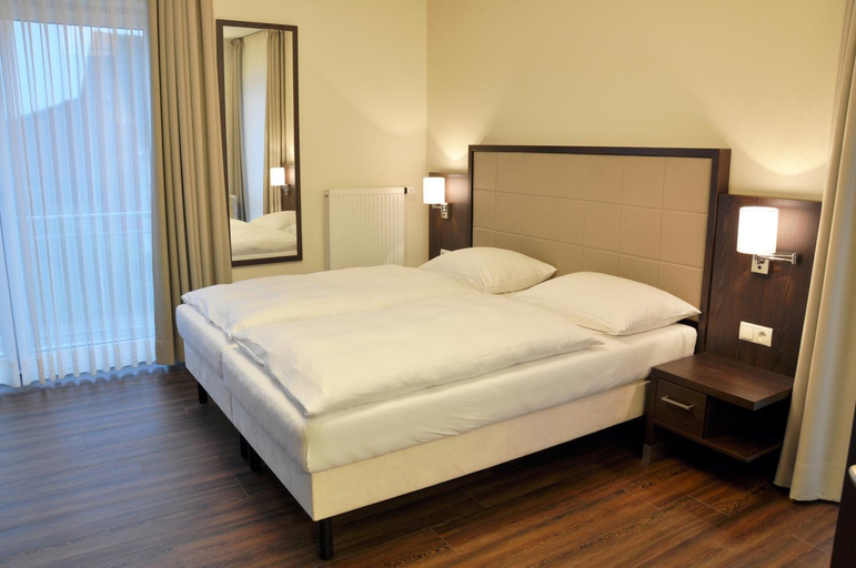 Bedroom 5, Hotel Drei Linden, Emsland