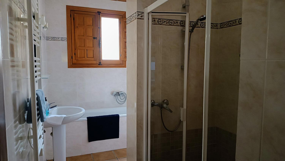 Bathroom 2, Sunny Vista, Alicante