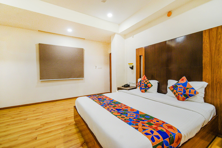 Bedroom 1, Fabhotel Prime Seven Lake View, Hyderabad