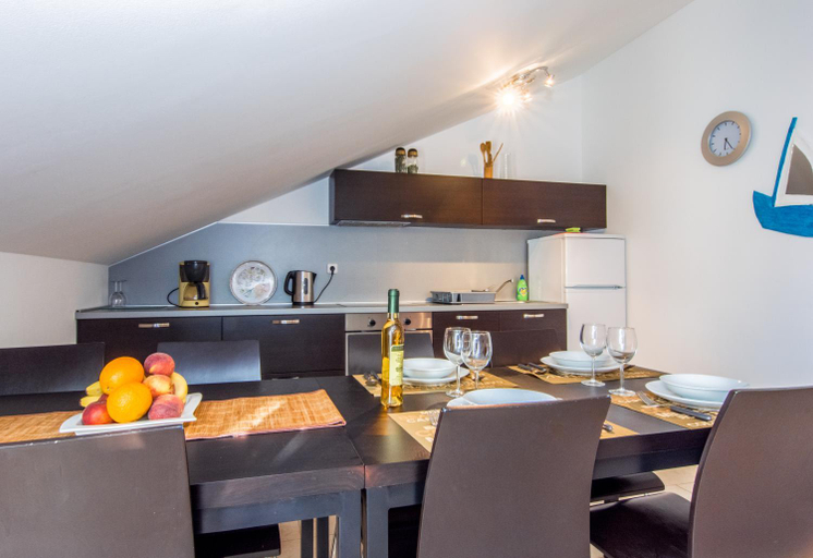 Others 5, Apartments Domuzin, Biograd na Moru