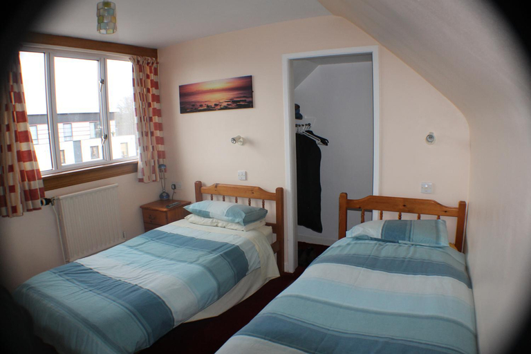 Others 4, Holburn Guesthouse, Aberdeen