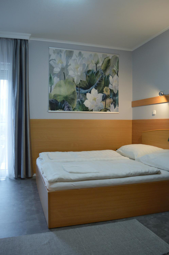 Bedroom 2, Alfred Panzio, Budapesti