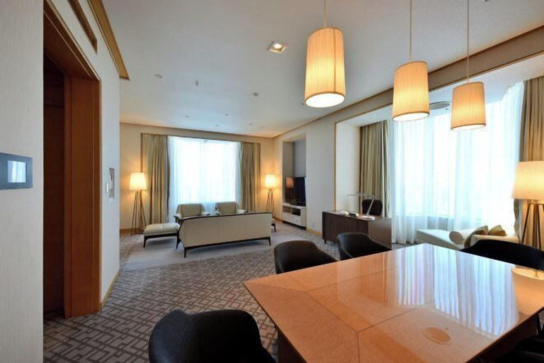 Dining Room 15