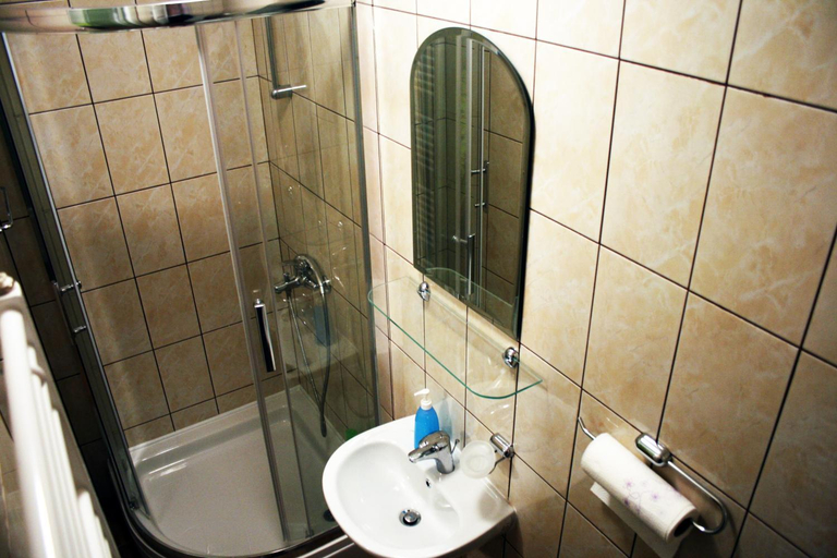 Others 4, Hostel Mak, Sarajevo