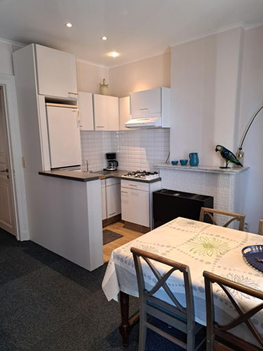 Others 4, Apartment Van Hecke, West-Vlaanderen