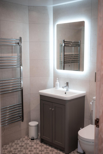 Bathroom 2, The Ruddings, Cumbria