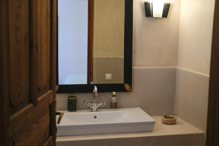 Bathroom 4, Dar Shaân, Rabat