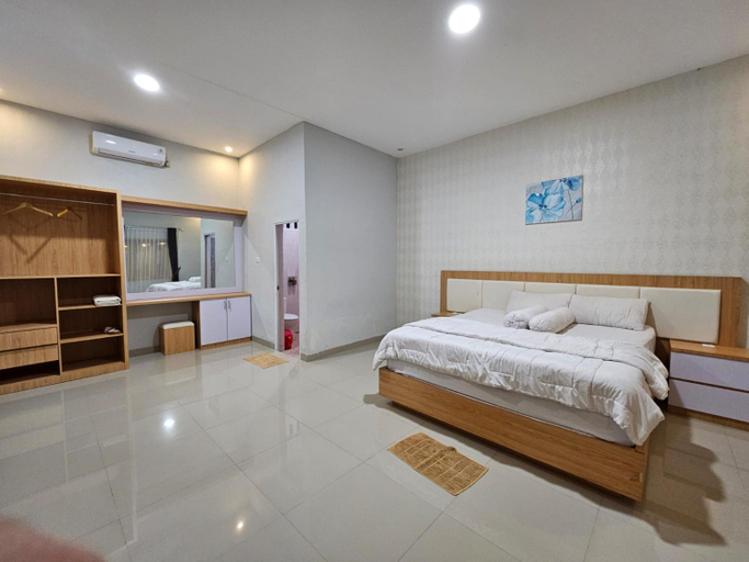 Bedroom 4, LOSMEN 88, Poso