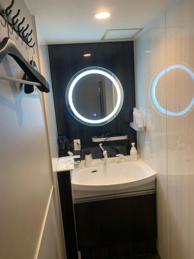 Bathroom 7
