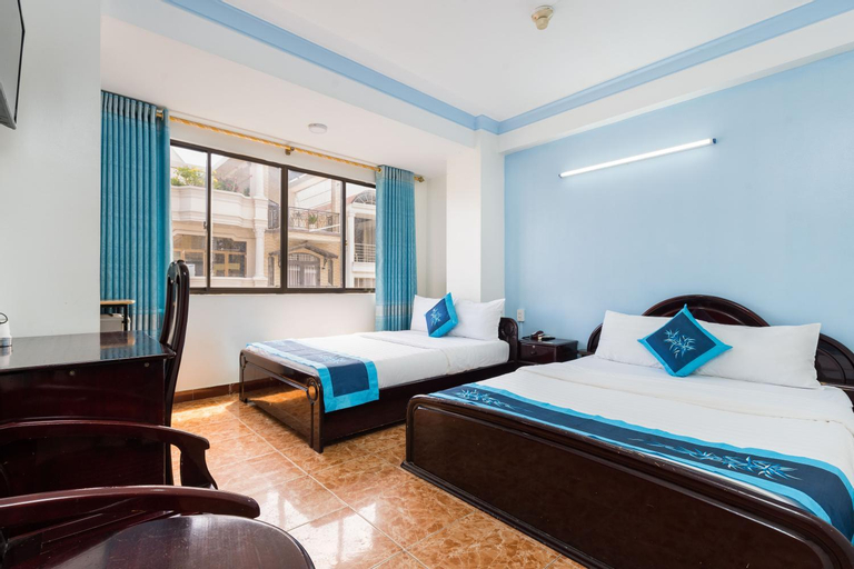 Bedroom 12