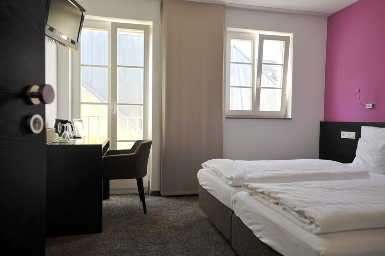 Bedroom 23