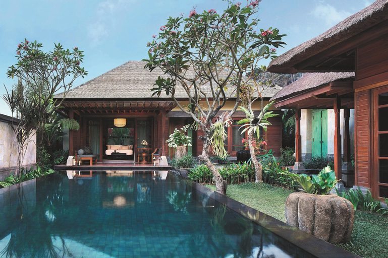 Swimming Pool 10