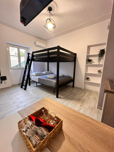 Others 5, Airport Al Volo B&B, Catania