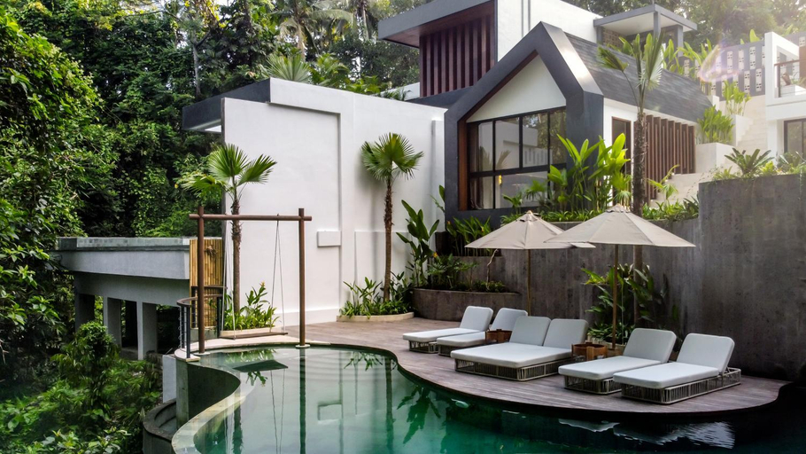 Swimming Pool 5