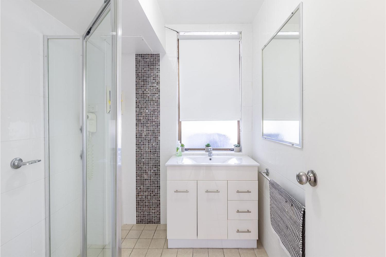 Bathroom, Fleetwood 2 spectacular views, Port Stephens