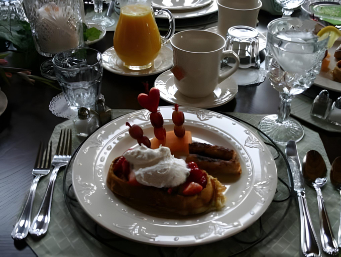 Food & Drinks 4, Elkwood Manor Bed & Breakfast, Archuleta