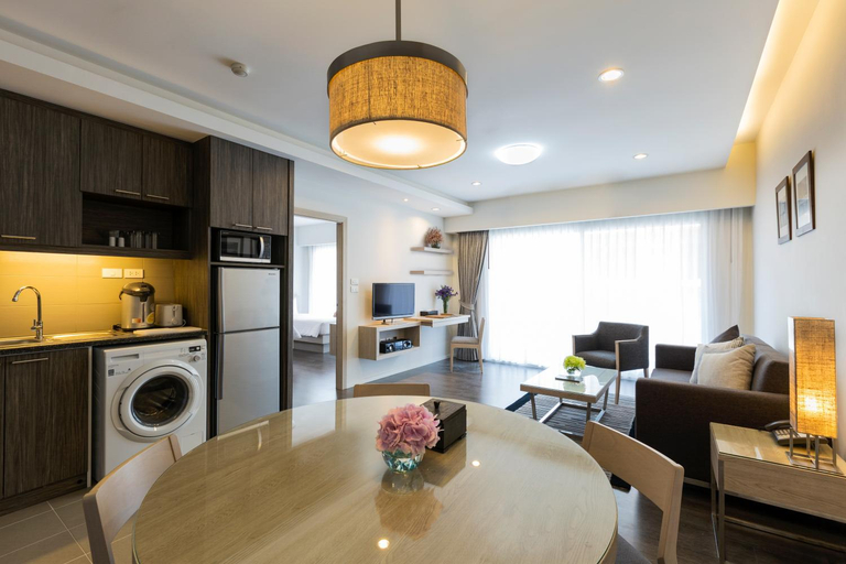 Dining Room 3