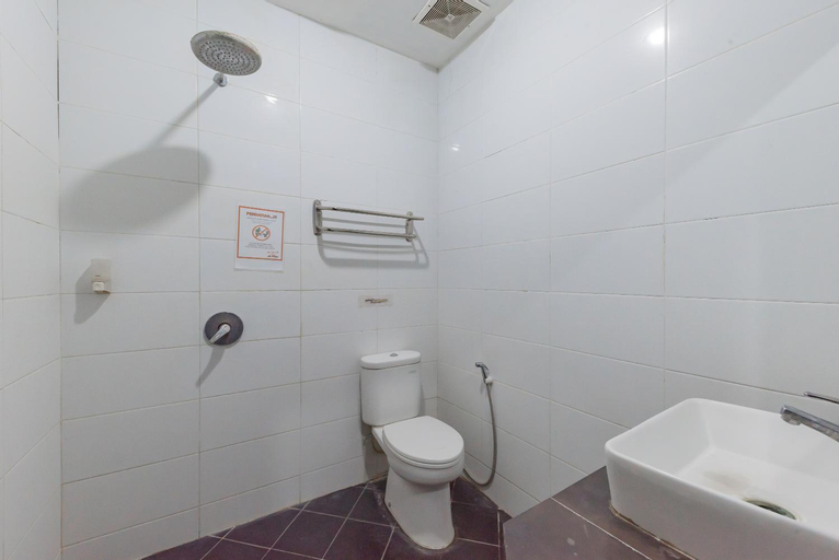 Bathroom 6