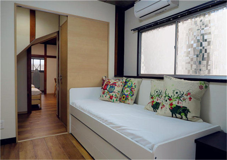 Others 5, Kiki HouseT --Self Check-in -- Room Number & Password is in the following email, Katsushika