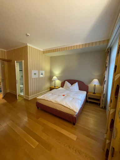 Bedroom 15