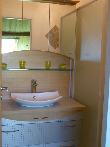 Bathroom 2, chambres d'hote Le Marronnier, Jura