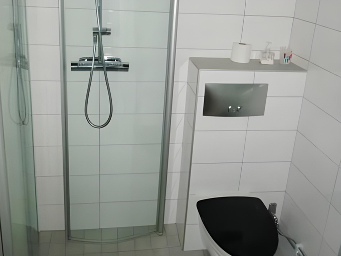 Bathroom 3, Ting1903 Bed & Breakfast, Avesta