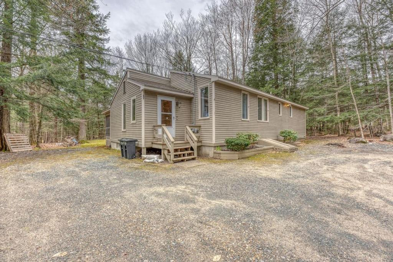 Exterior & Views 1, The Monk's Cottage-White Mountains, Pet Friendly, Grafton