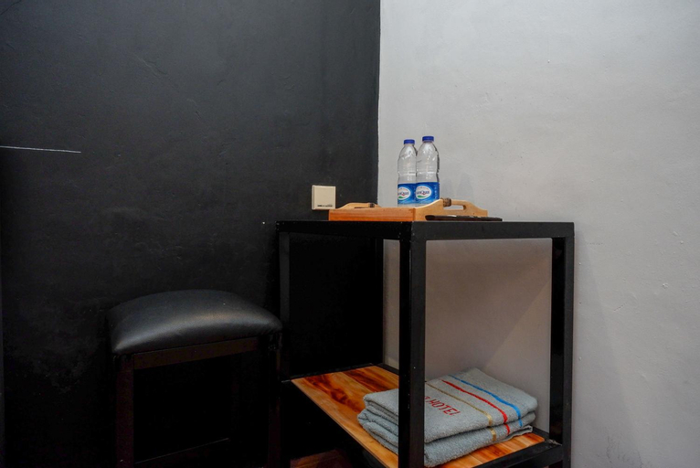 Amenities 30
