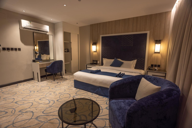 Bedroom 4, Skyline Hotel & suites, Tabuk