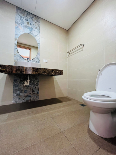 Bathroom, Sunrise Majestic - Vinhomes Skylake, Từ Liêm