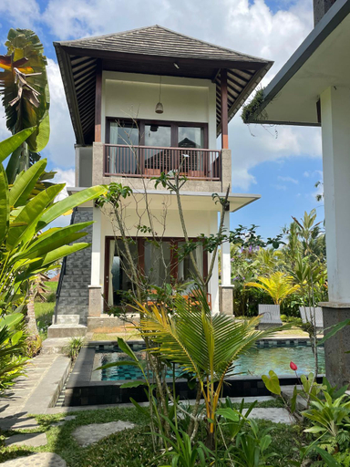 Exterior 1