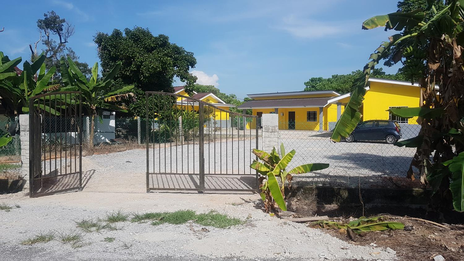 Others 2, Room/Homestay NazaDja, Sabak Bernam