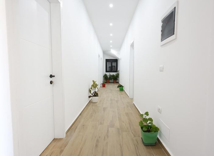 Others 2, Guesthouse Aurel, Beratit