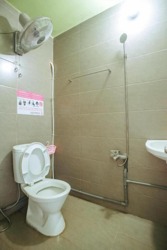 Bathroom, Homestay A Suy Ta Dung, Đăk Glong