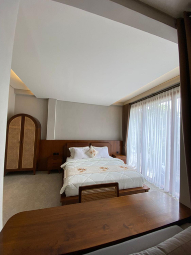 Bedroom 12
