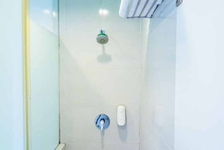 Bathroom 8
