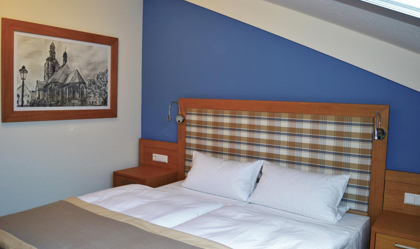 Bedroom 2, Hotel & Restaurant Waldcafe Hettstedt, Mansfeld-Südharz