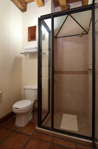 Bathroom 4, Hotel Pueblo Magico, Pátzcuaro