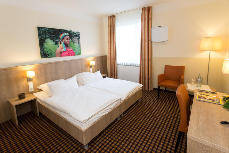 Bedroom 3, Saterlv§nder Hof, Cloppenburg