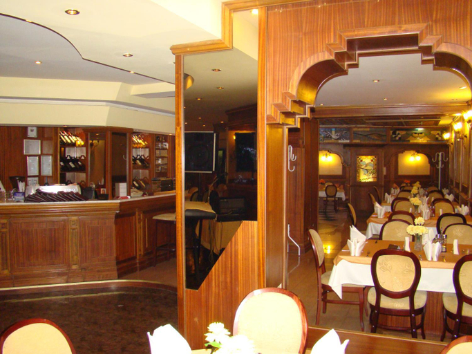Food & Drinks 3, Хотел-ресторант Астория, Pazardzhik