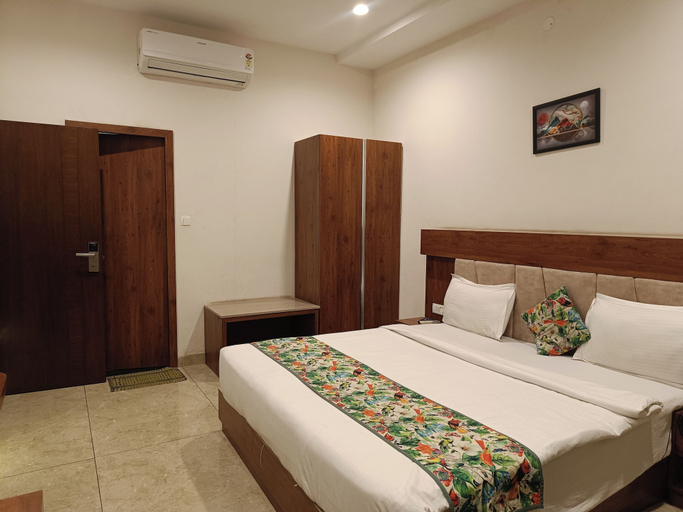 Bedroom 3, Hotel Remark, Udaipur