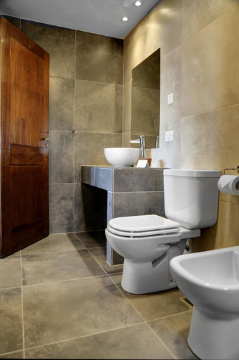 Bathroom 2, Las Liebres, Bariloche